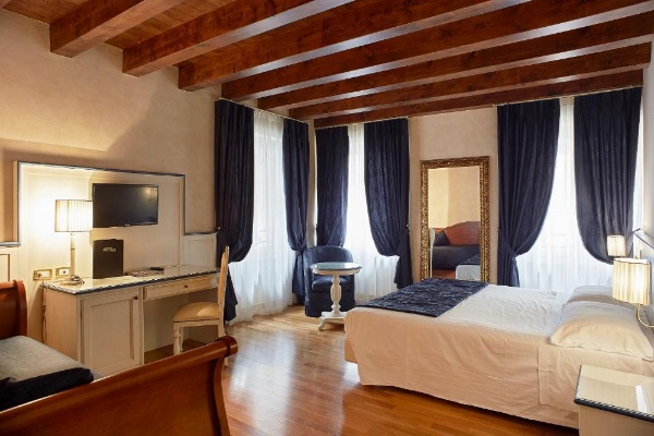 Albergo Mazzanti image 8